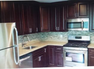 11046 72nd Rd, Flushing, NY 11375