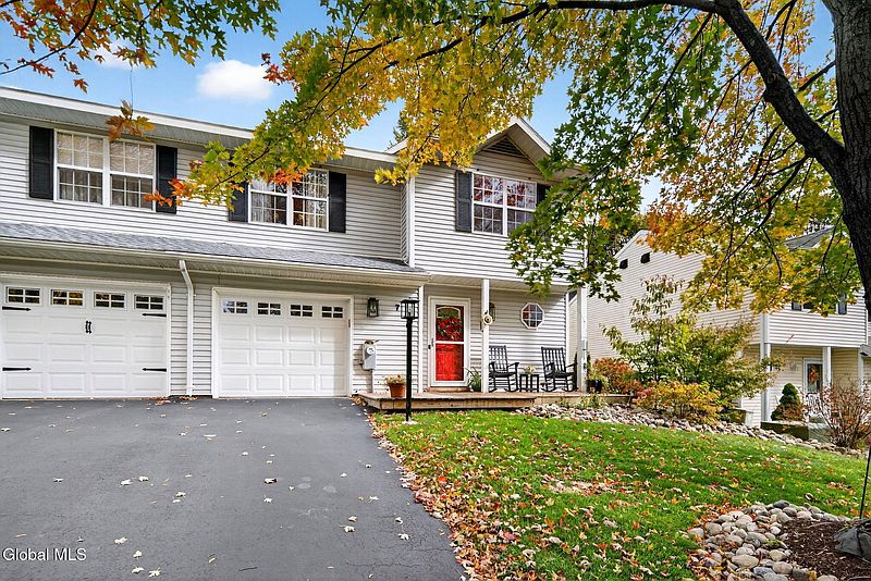 2nd image of 7 Heyden Road