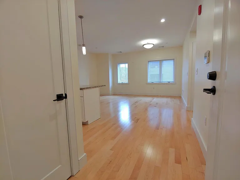 2489 Washington St #2C — Photo 18