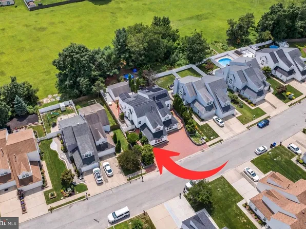 21 Dis Ct, Sewell, NJ 08080