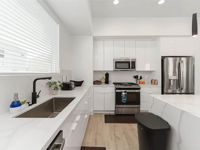 3410 Baer St #C — Photo 17