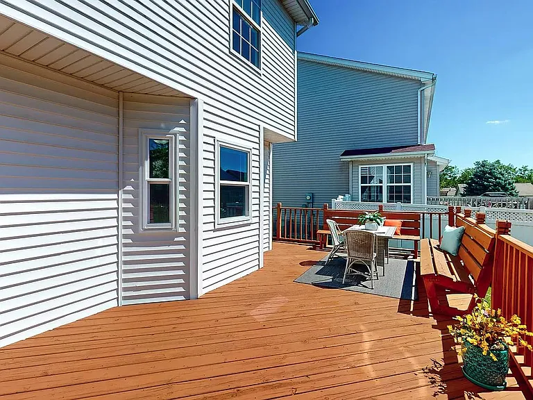 2610 Carrington Ln — Photo 20
