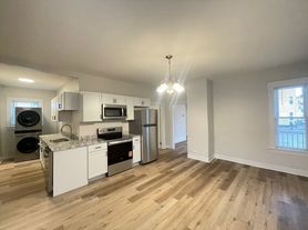 386 Rimmon St, Manchester, NH