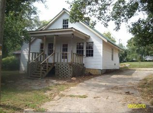 36 E Spring St, Jasper, GA 30143