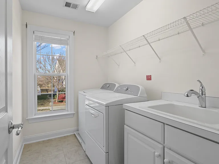 43527 Loudoun Barn Way — Photo 15