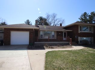 412 Wilshire Ct, Washington, IL