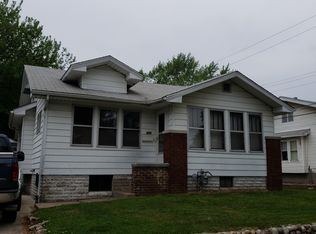 231 S 19th St, Decatur, IL 62521