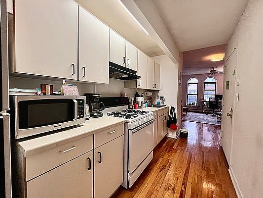 3rd image of 214 W 122nd St APT 3