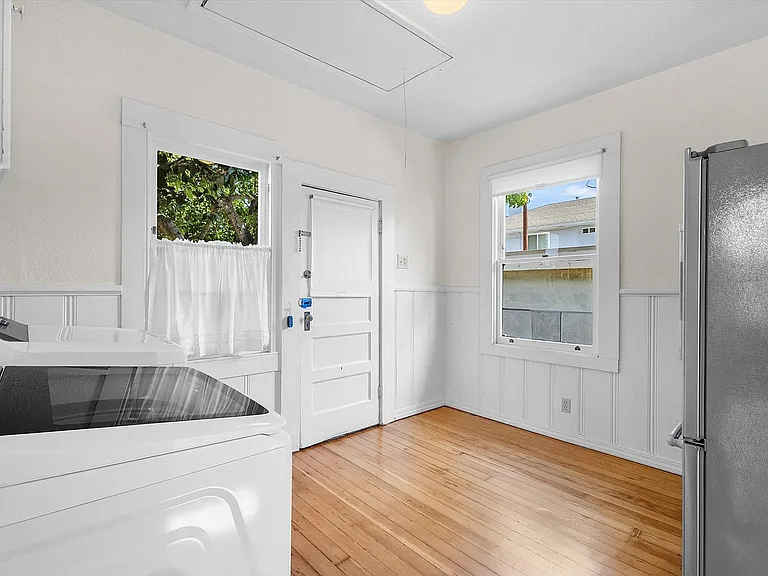 1733 Lincoln Ave — Photo 13