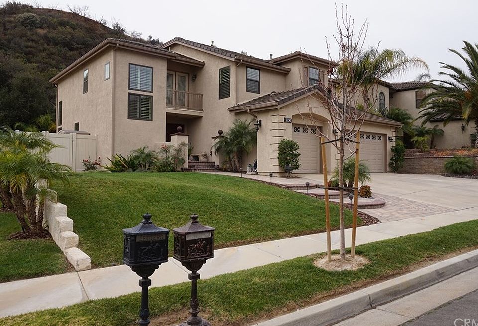 2nd image of 2730 Hidden Hills Way