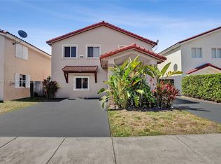 Roger Homes, Miami, FL 33177