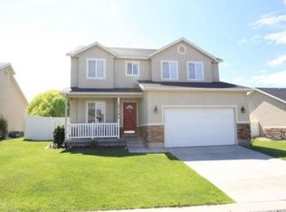 10778 S Coral Dune Dr, South Jordan, UT 84095