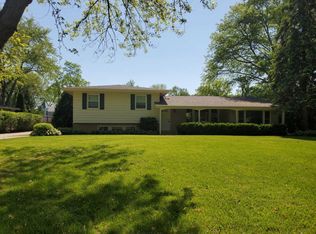 853 N Martin Dr, Palatine, IL 60067