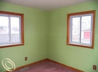 4276 Beach St, Ecorse, MI 48229