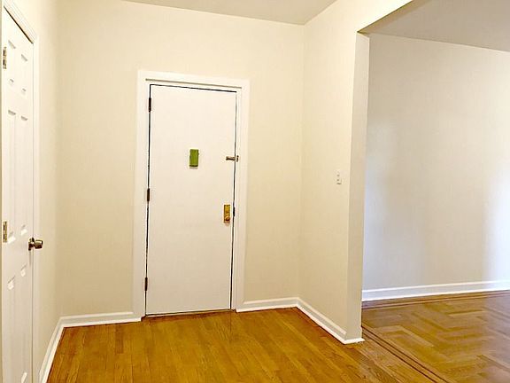 3rd image of 486 Brooklyn Ave APT 1E
