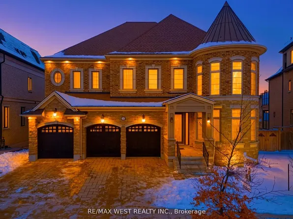 293 Torrey Pines Rd, Vaughan, ON L4H 3X3