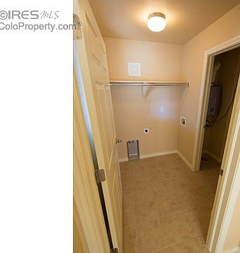 4th image of 303 Cheyenne Dr