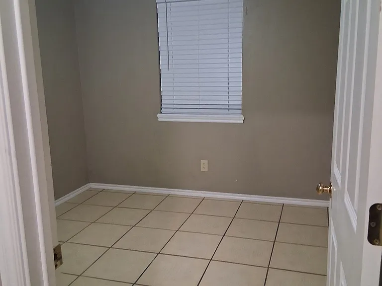 111 E Sandy Creek Dr #2 — Photo 5