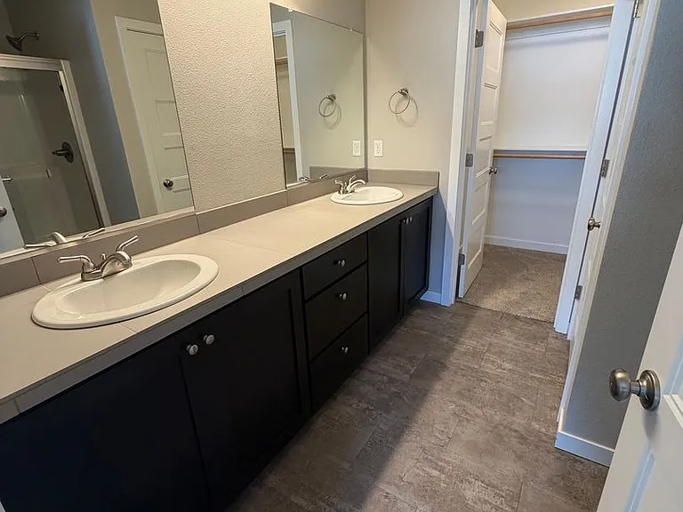 332 E Wayno Way — Photo 29