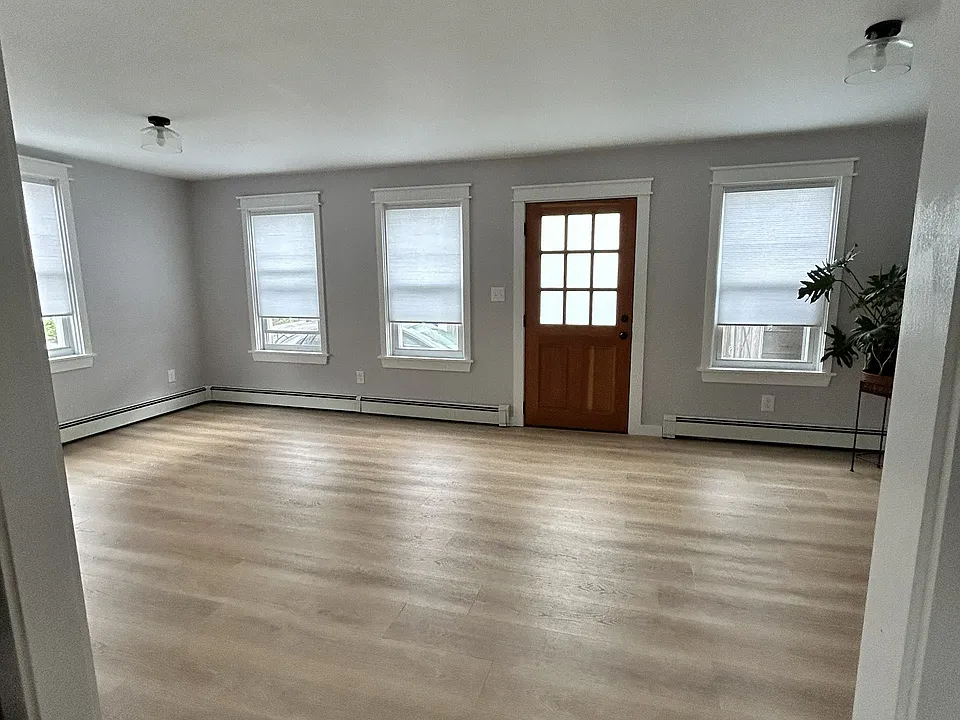 17 Davis St #17