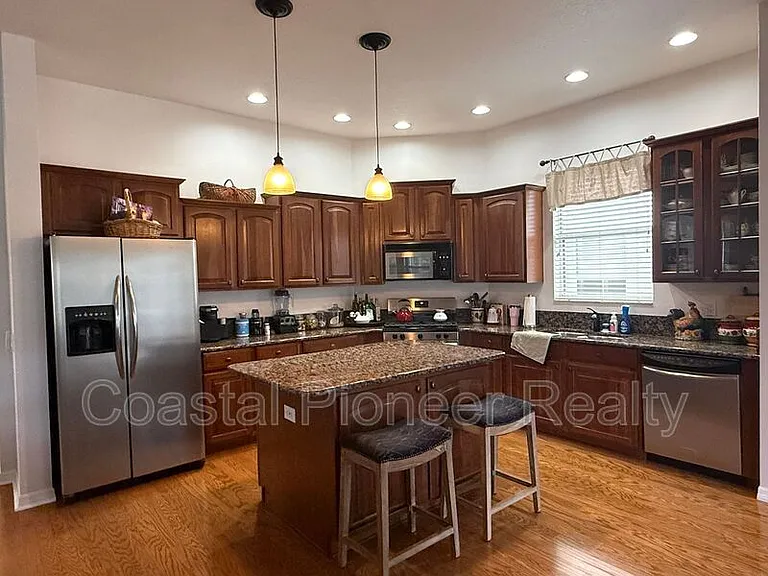 9524 Greenpointe Dr — Photo 13