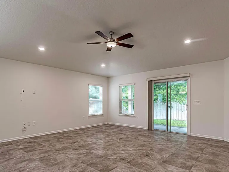 12410 Whitmore Oaks Dr — Photo 4