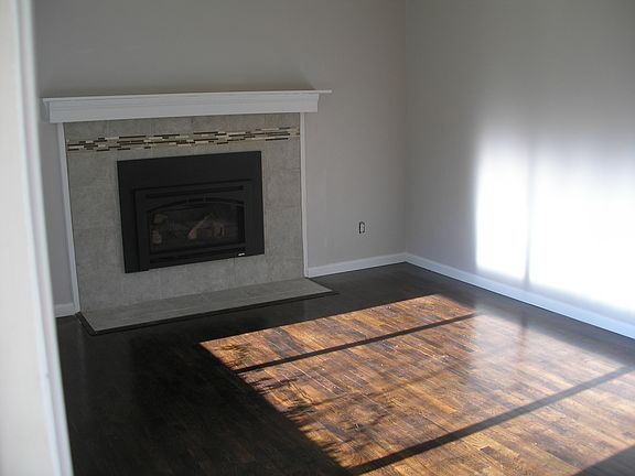 5th image of 9707 119th St SW