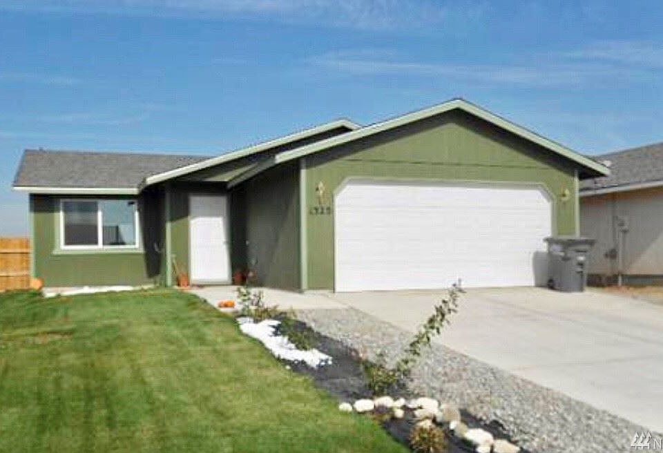 1st image of 1325 Gemstone St
