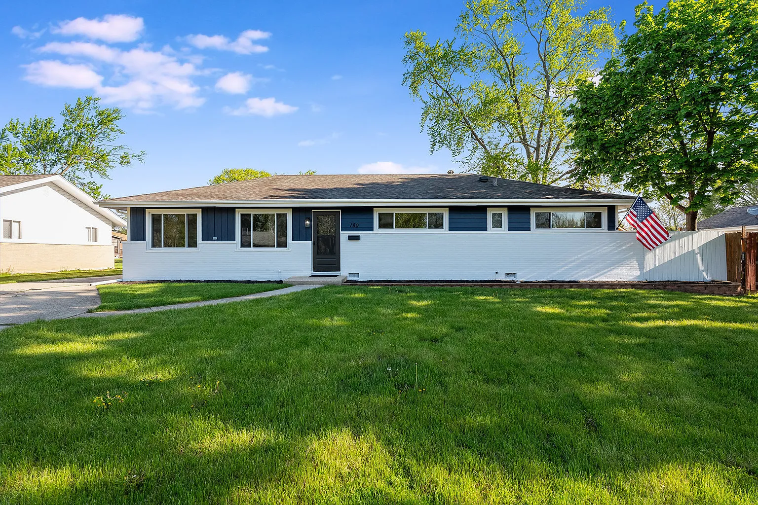 180 Kingman Ln photo 1