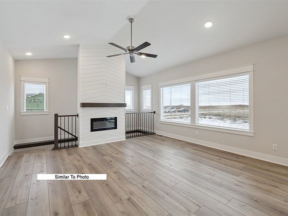 2nd image of 633 34th St SE