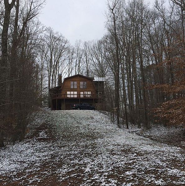 2nd image of 3665 Southlake Dr