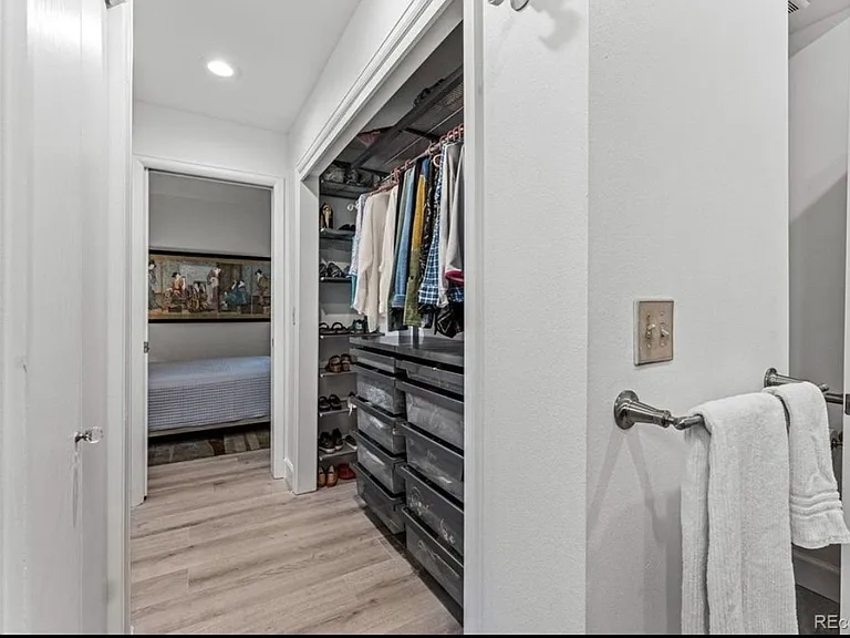 171 S Jackson St #101 — Photo 17