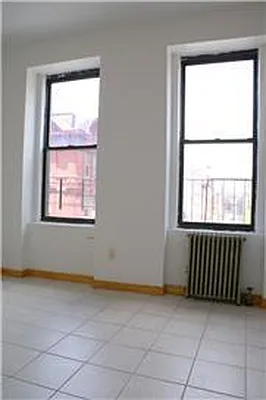 Rented by R New York | media 2