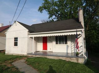 220 Glendale Dr, Endicott, NY 13760