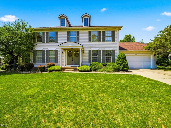2121 Laurel Ln, Streetsboro, OH 44241