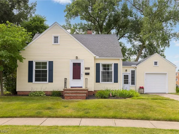 656 S Falmouth Dr, Rocky River, OH 44116
