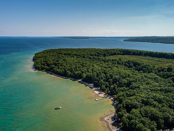 3rd image of 4626 N Omena Point Rd