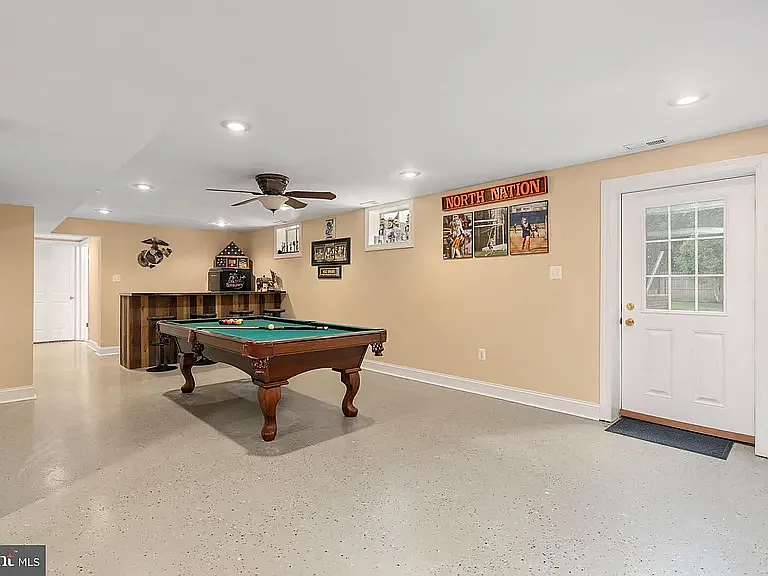 17 Whitestone Dr — Photo 55