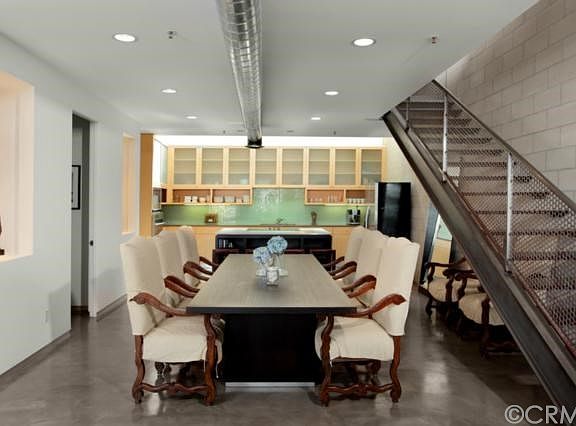4th image of 3009 Villa Way