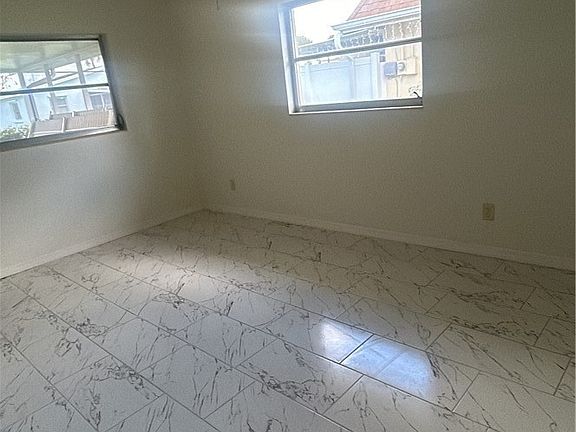4th image of 2213 Gardenia Way
