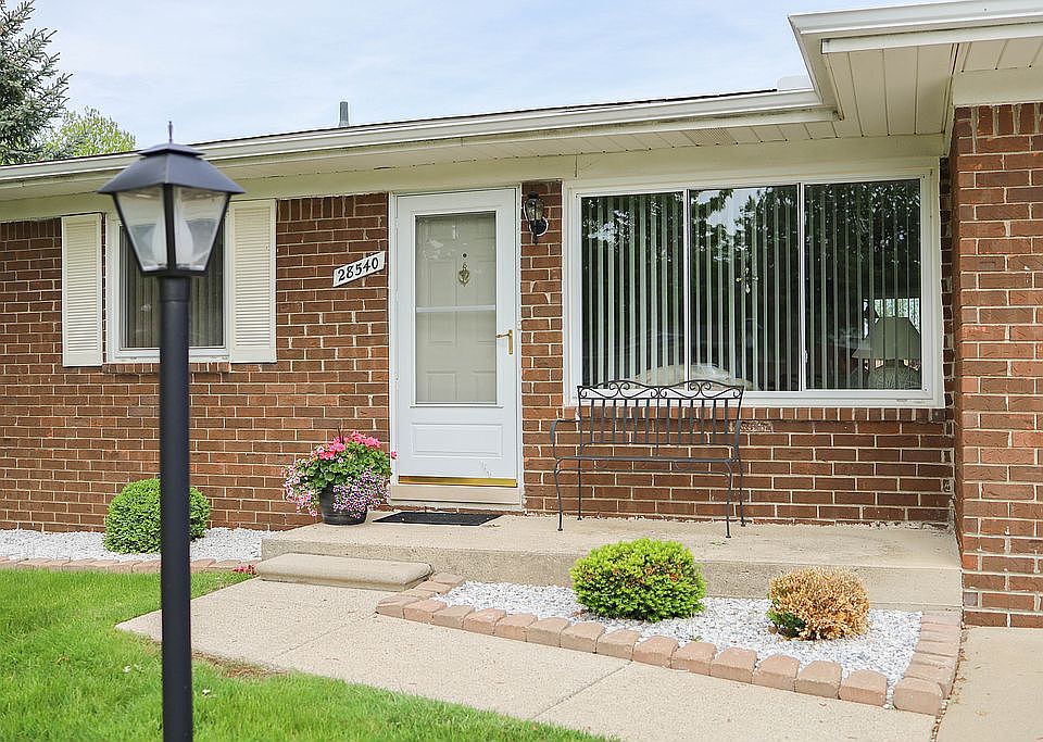 1st image of 28540 Dino Cir
