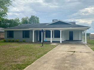 2343 Whip Poor Will Dr, Greenville, MS 38701