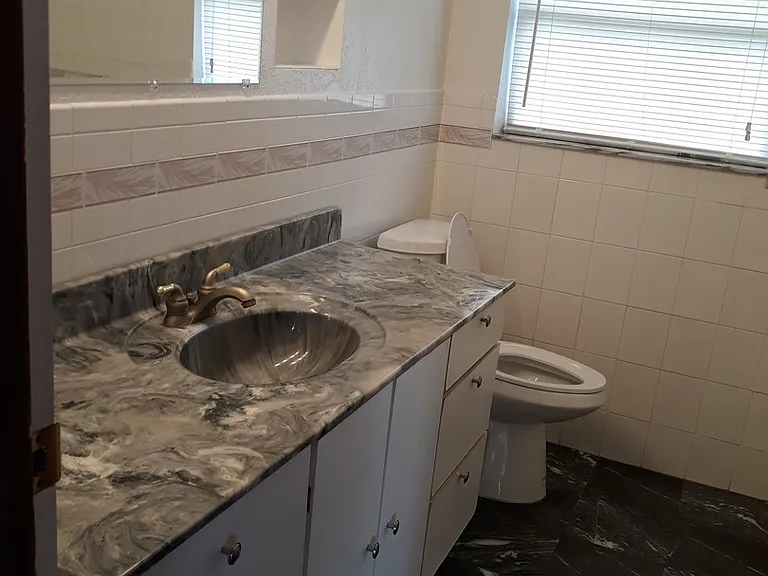 711 Tropical Ave — Photo 10
