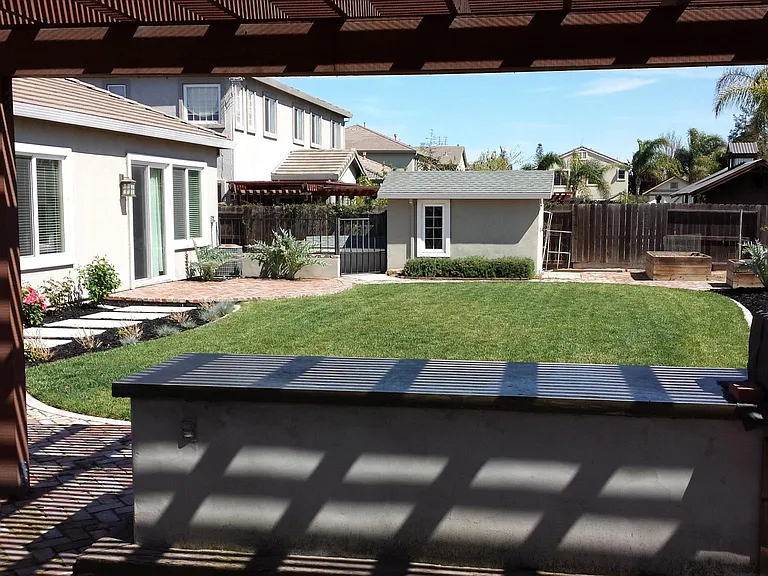 690 Bodeson Ct — Photo 9