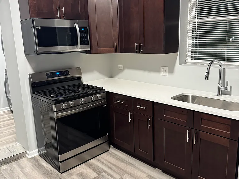 9357 S Vernon Ave #2 — Photo 11