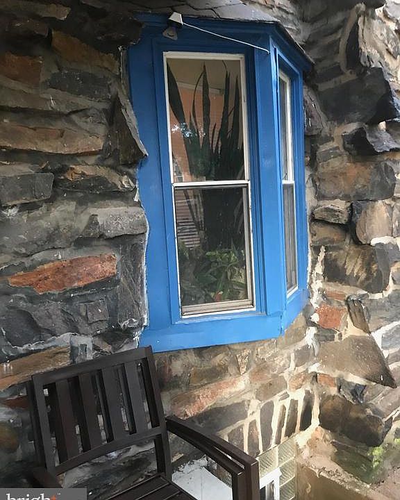 2nd image of 5635 McMahon Ave