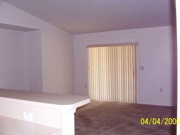 5th image of 859 W Gage Ln