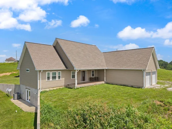116 Walking Horse Way, Sharpsburg, KY 40374