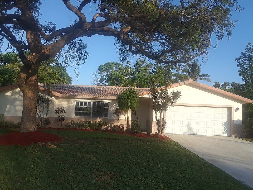 1st image of 3606 NW 82nd Ave