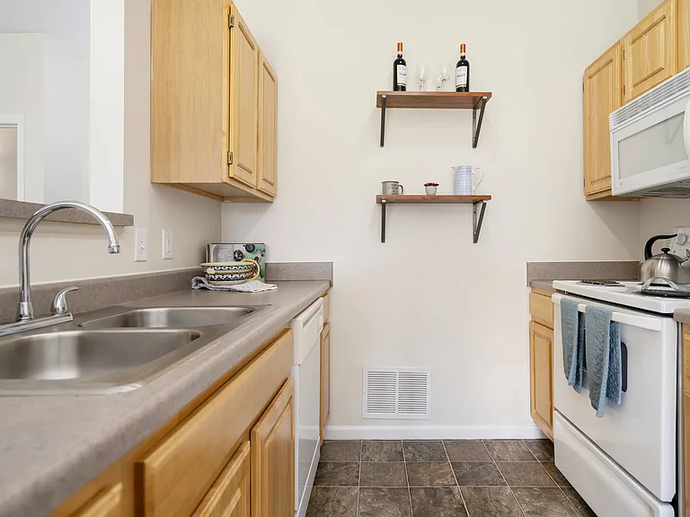 Whip up your favorite meals in a modern, fully equipped kitchendesigned for comfort and convenience at Catalina Club.